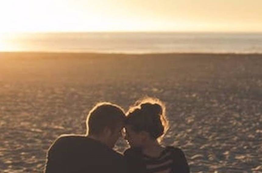 Dating Sites Showing affection through actions: massage Dating Sites Showing affection through actions: massage