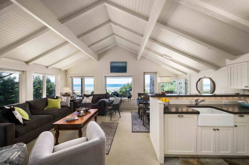 Chapman Cove Living Space
