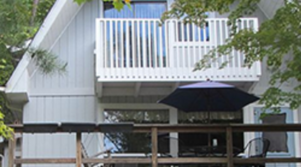 Snug Cove Cottage