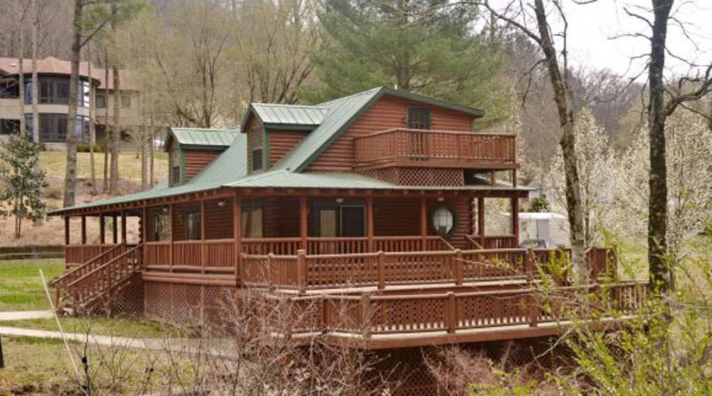 Bat Cave River Cottages
