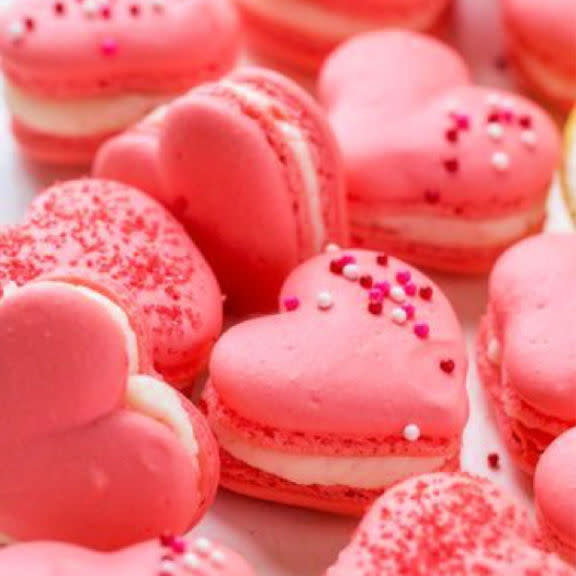 V-Day Macaroons