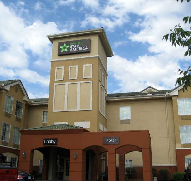 Extended Stay America - Overland Park Convention Center-Metcalf Ave.