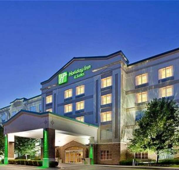 Holiday Inn Hotel & Suites Convention Center