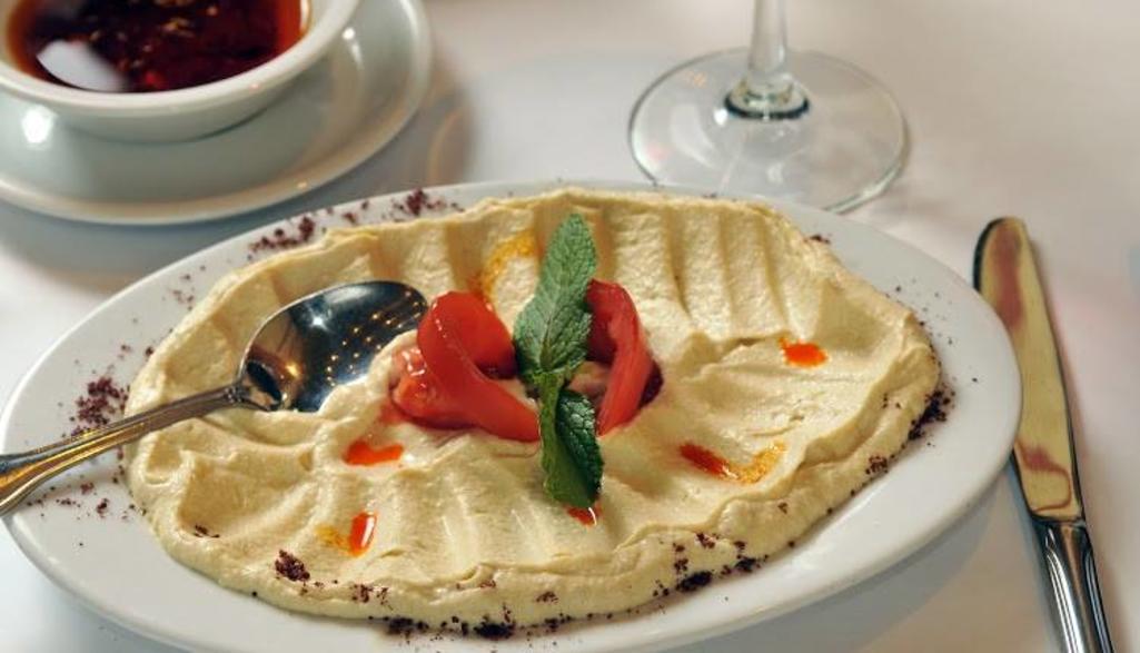 Cafe Istanbul Hummus Plate