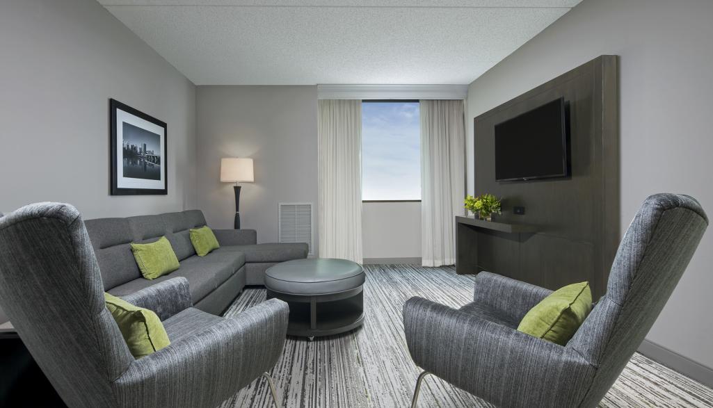 Columbus Marriott Northwest Living Room