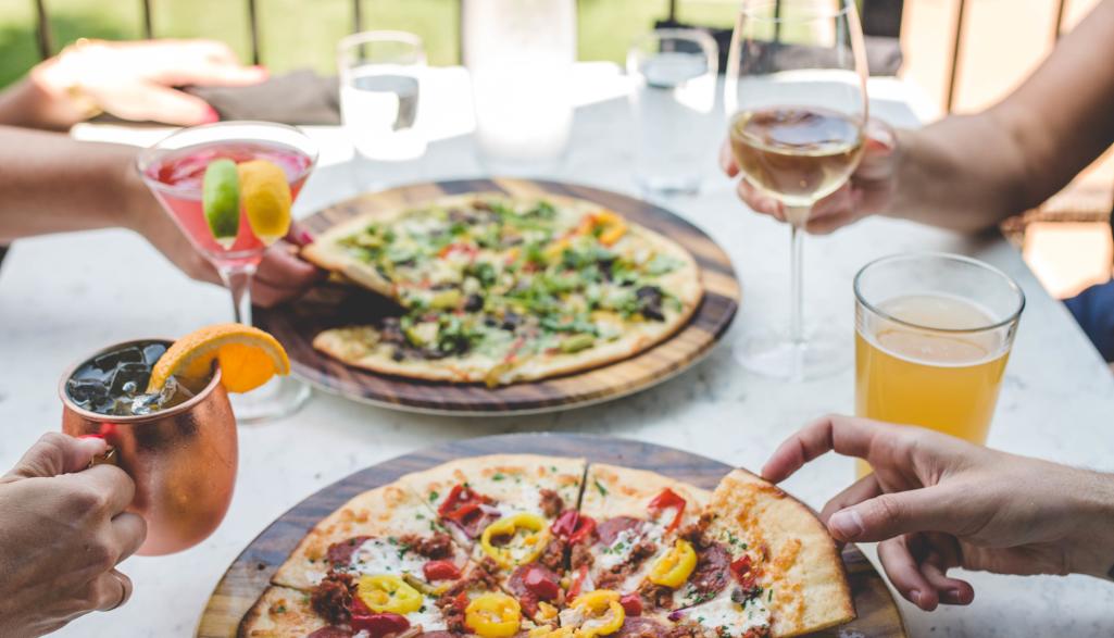 Mezzo Patio Pizza