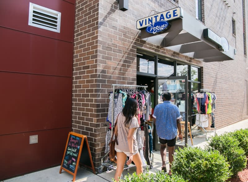 Vintage Shopping Guide
