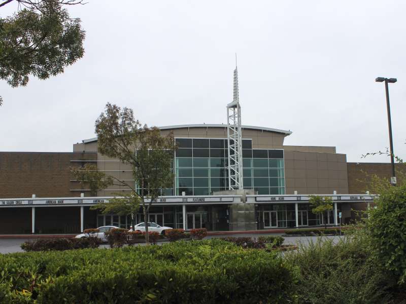 Regal Cinema 99