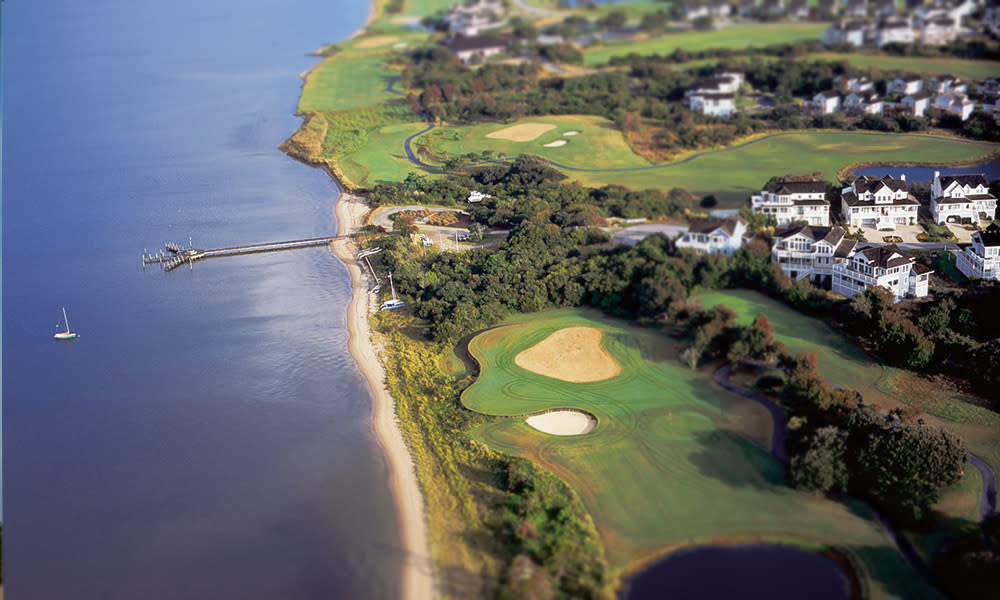 Nags Head Golf Links on the Shoreline of Outer Banks