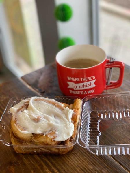 Two Chicks Whisky Business Cinnamon Roll