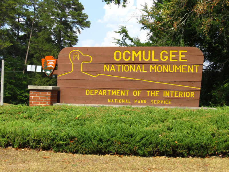 Ocmulgee Mounds National Historical Park Entrance