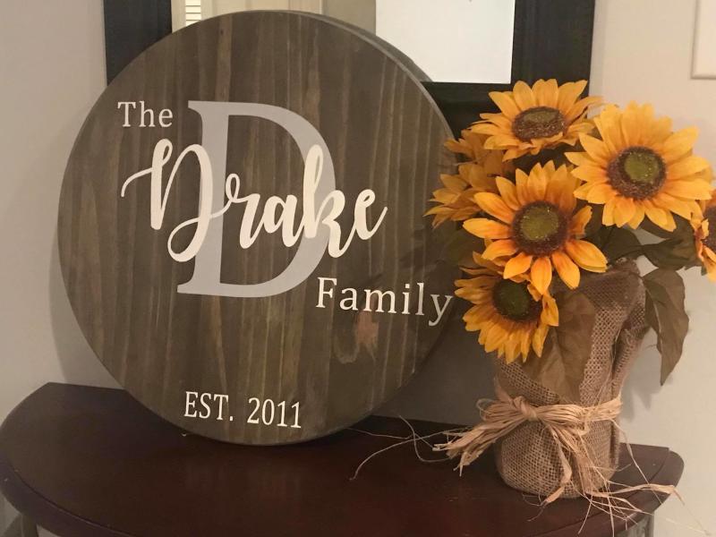 Create fun wooden signs with The Wood Canvas.