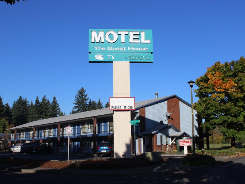 Guest House Motel