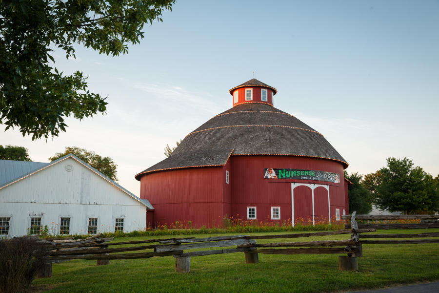 Nappanee round barn