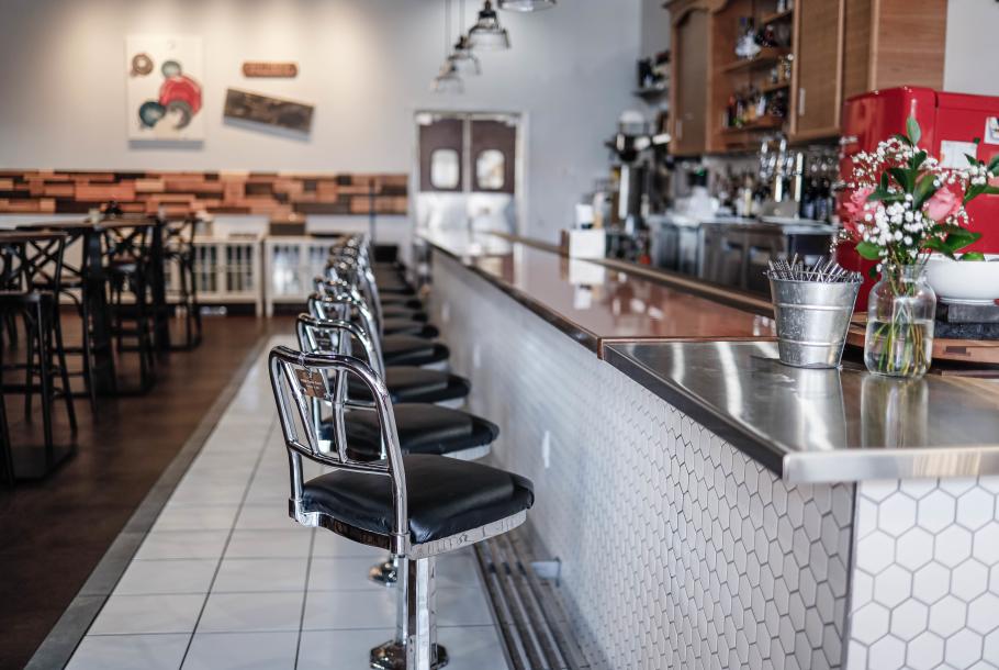 Kounter stools