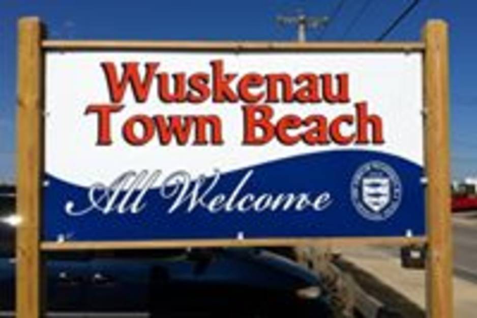 Wuskenau Town Beach