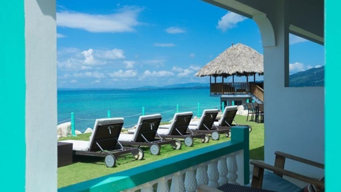 Luna Sea Inn