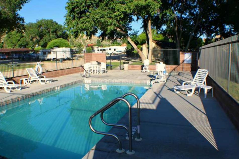 Bryce Pioneer Village RV Park & Campground
