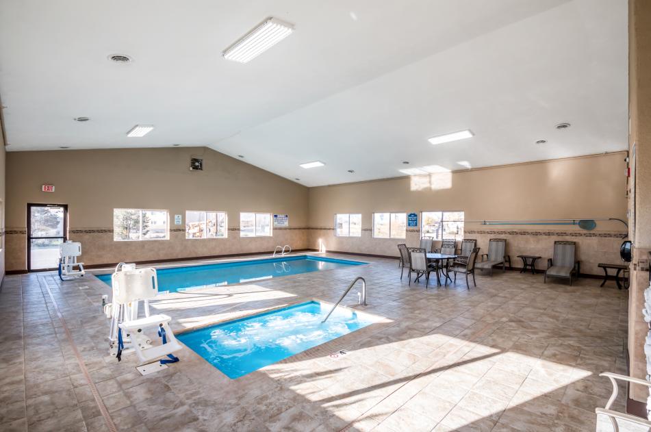 Indoor Pool & Hot tub