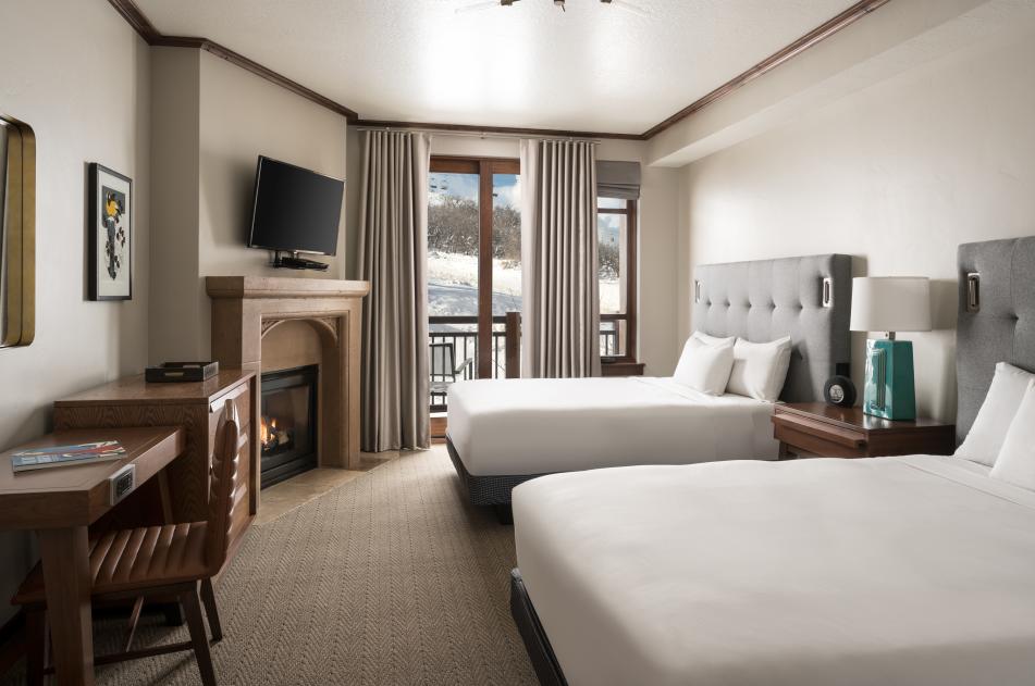 Deluxe Rooms - 2 Queens