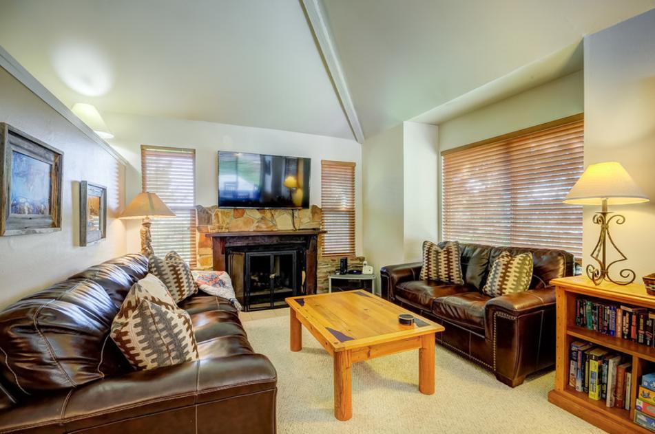 Park City Canyons Lodging