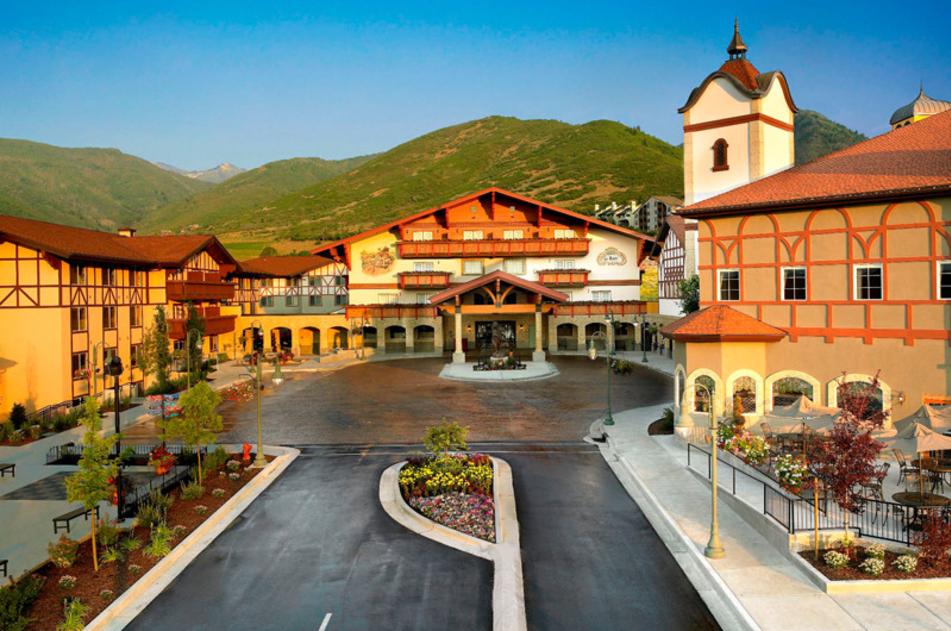 Zermatt Resort Carousel 1