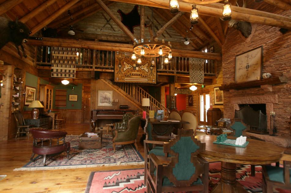 The Lodge at Red River Ranch Carousel 4