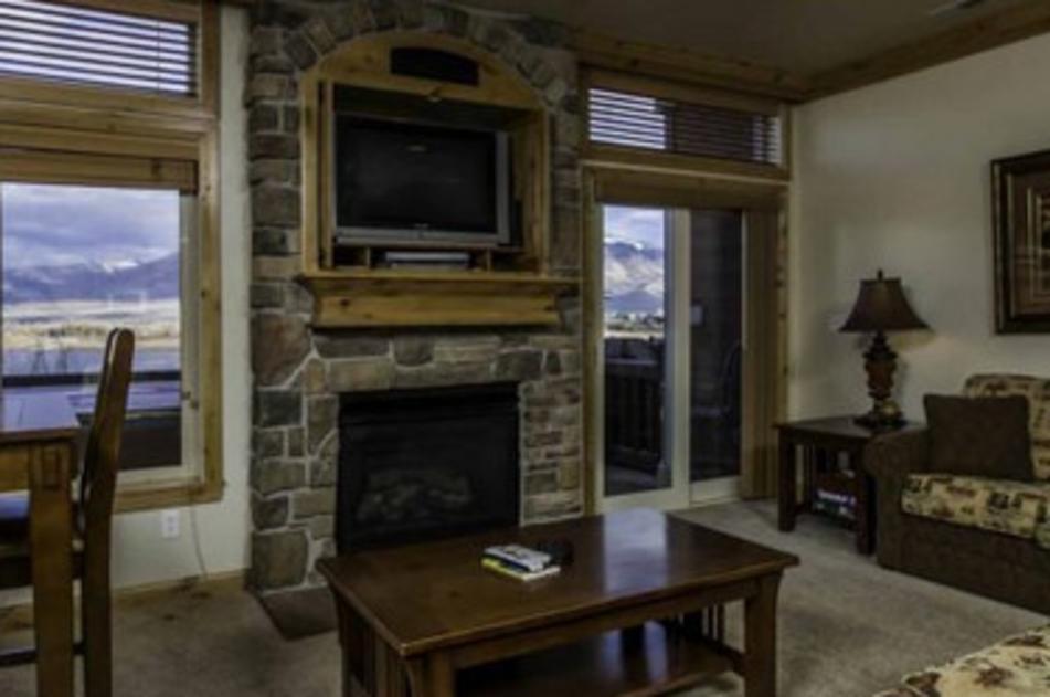 Lakeside Resort Properties Two Bed 9