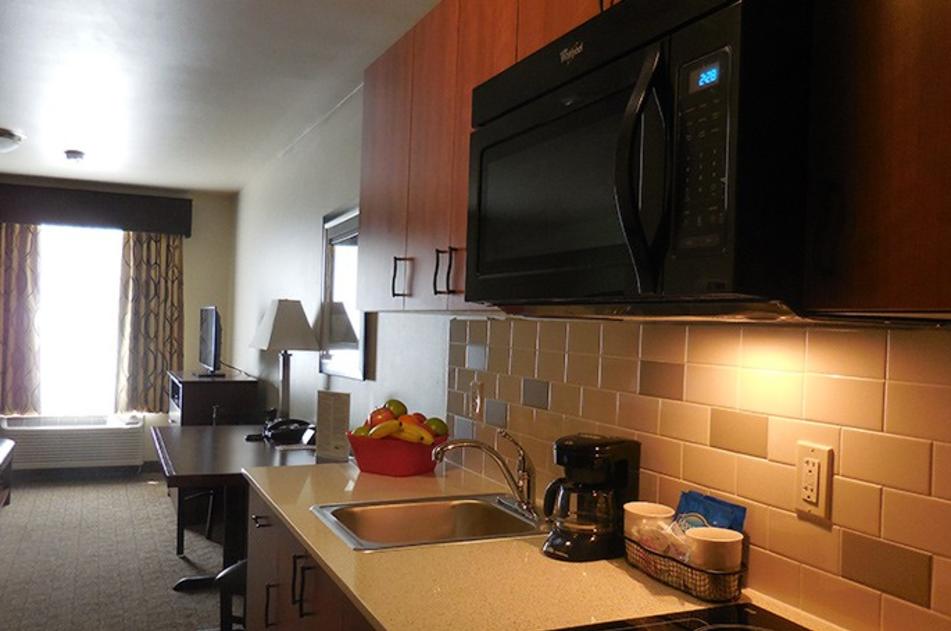 Ledgestone Hotel