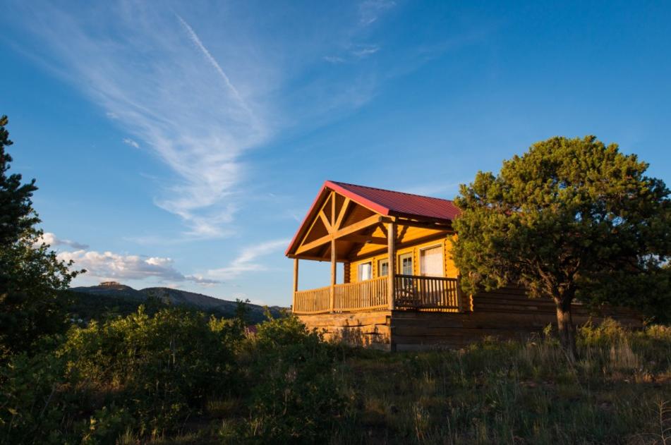 2 Bedroom Cabin Suite