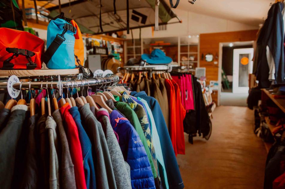 Clothing rack