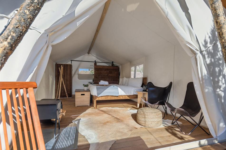Deluxe Tent