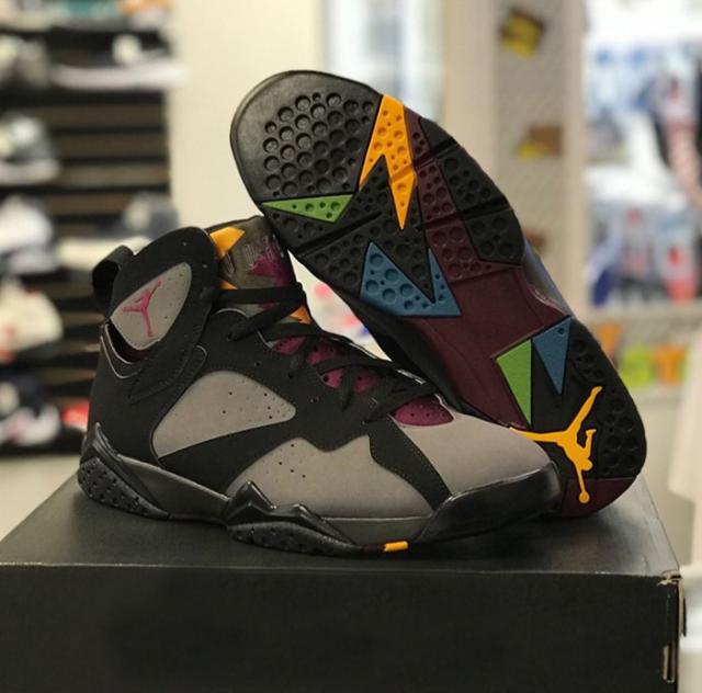 kicks shoes