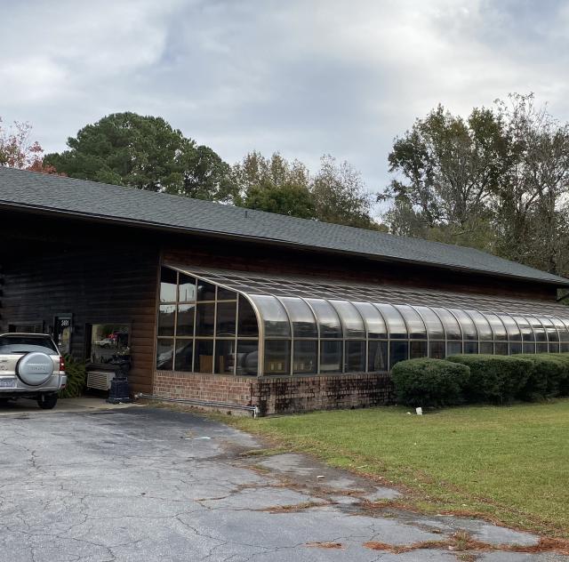 Becky_s Log Cabin Motel _ Restaurant 2000x1500@72dpi(2)