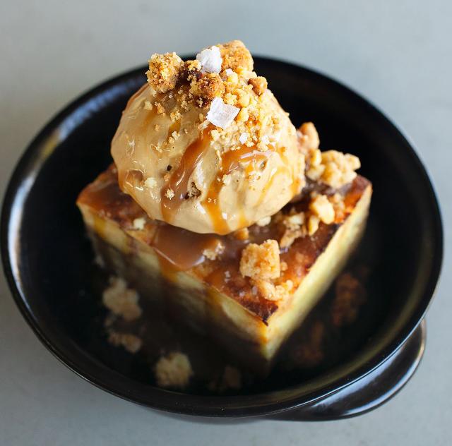 Crawford Cookshop Bread Pudding 2000x1500 72dpi