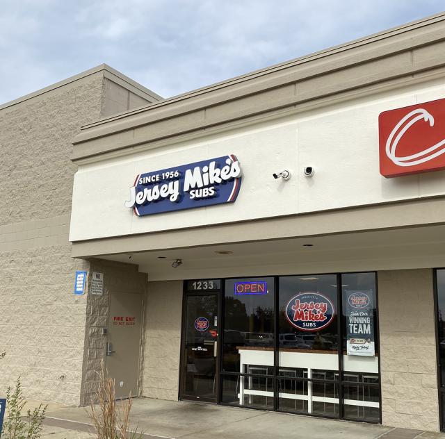 Jersey Mike_s Subs 2000x1500@72dpi