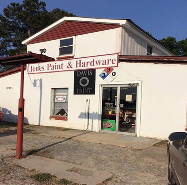 Jones Farm Supply exterior