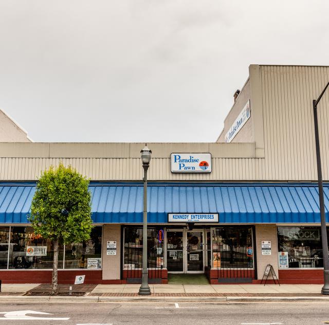 Paradise_pawn_shop 2000x1500 72dpi