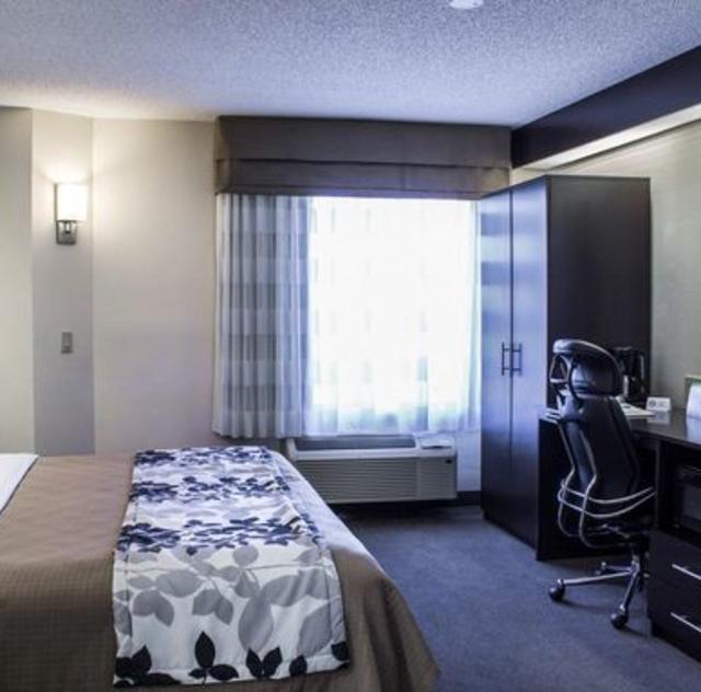 Sleep Inn Garner King Room