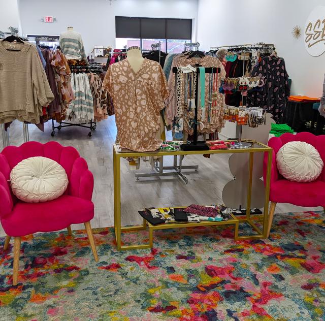 Southern Swank Interior with Chairs
