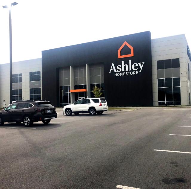 ashley homestore 2000x1500@72dpi