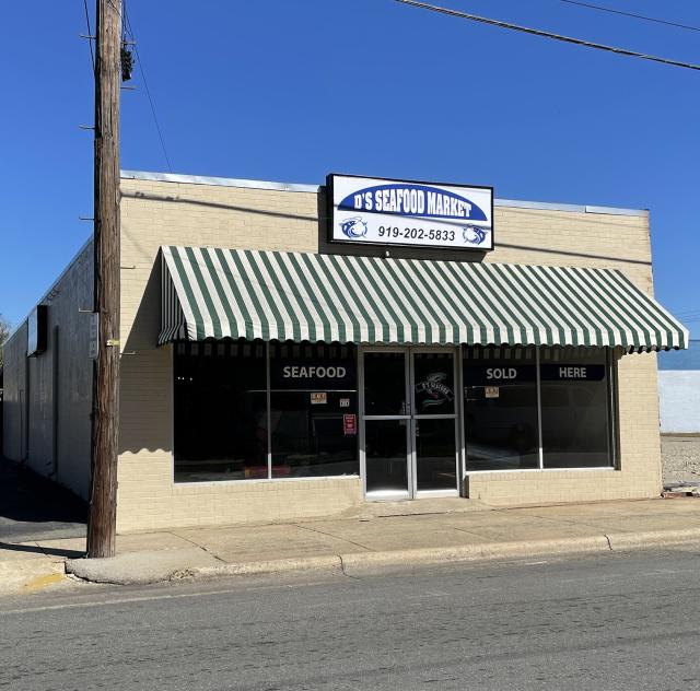 D's Seafood Market Exterior 2000x1500