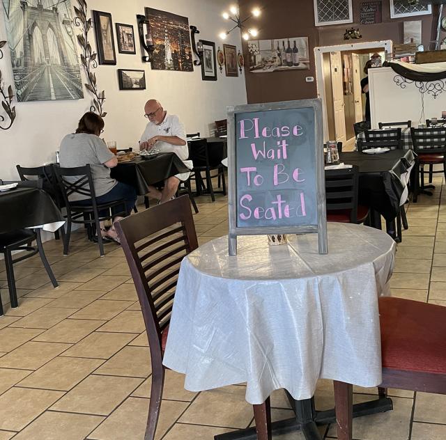ANTHONY'S LA PIAZZA