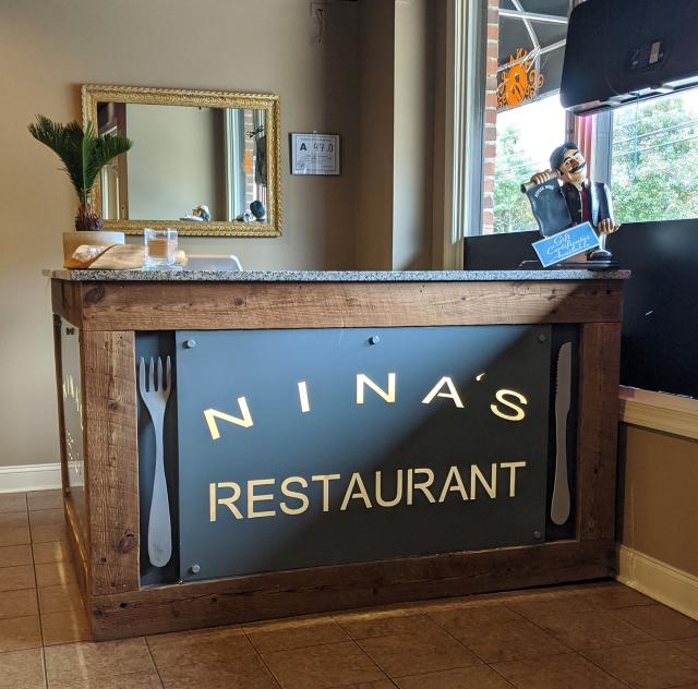 Nina’s Restaurant & Bar