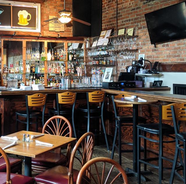 Nina’s Restaurant & Bar