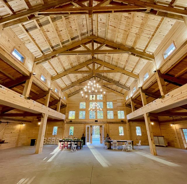 TWIN OAKS BARN AT UMSTEAD RANCH
