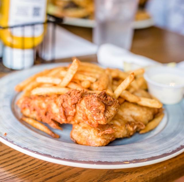 Vinson's Pub + Eatery