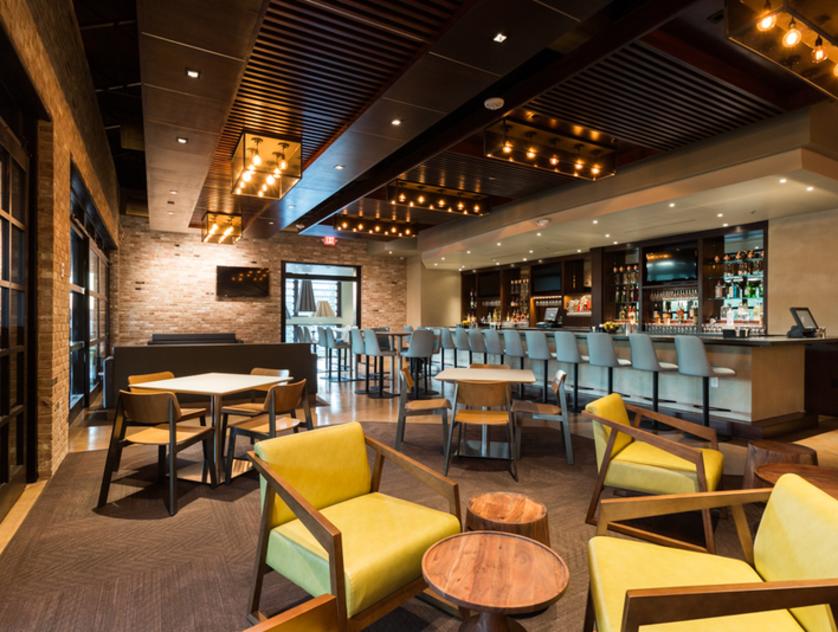 Hungry's Rice Village | Restaurants in Houston, TX 77005