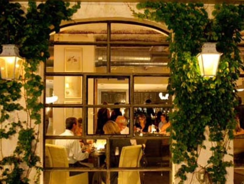 Tiny Boxwood S Restaurants In Houston Tx 77027