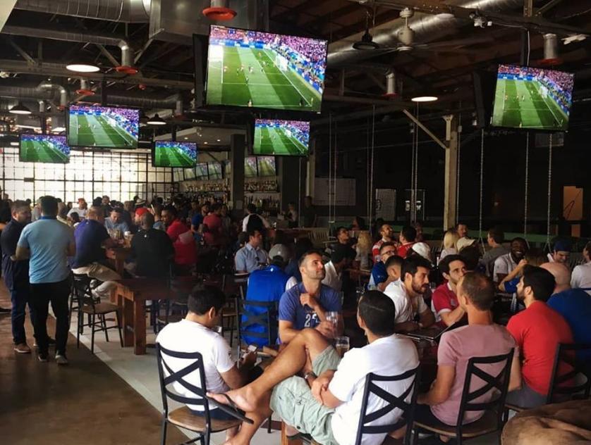 Pitch 25 Beer Park Nightlife In Houston Tx 77003